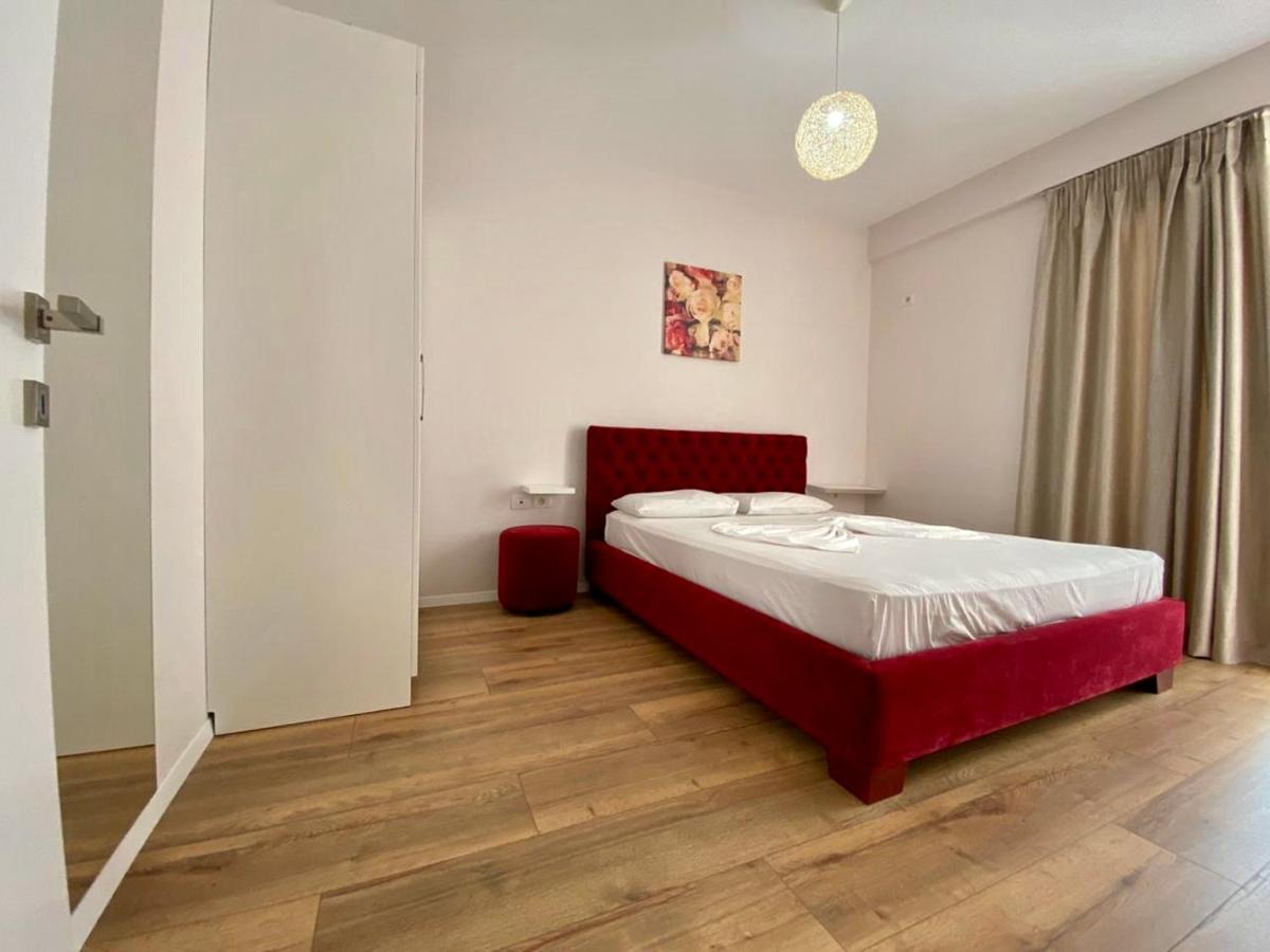 Rock Apartments Sarande Exterior photo