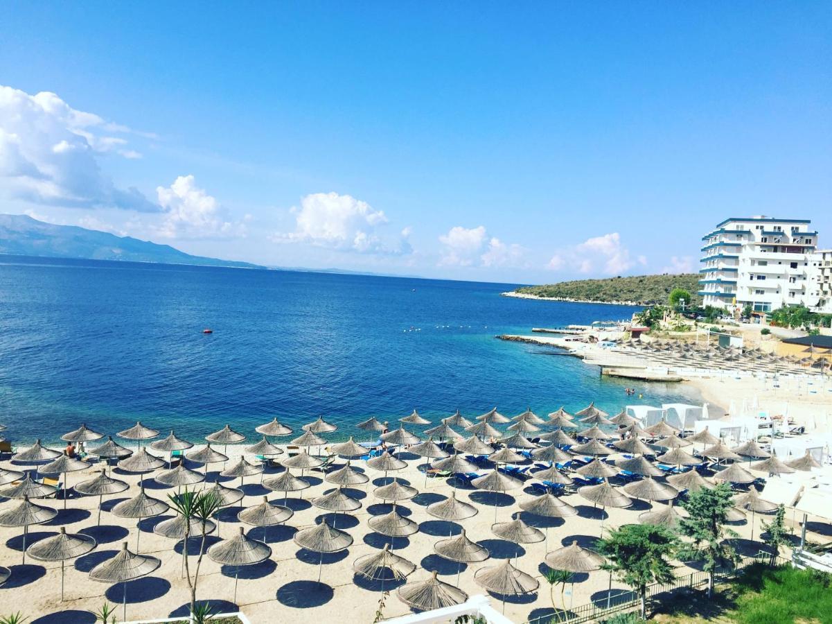 Rock Apartments Sarande Exterior photo
