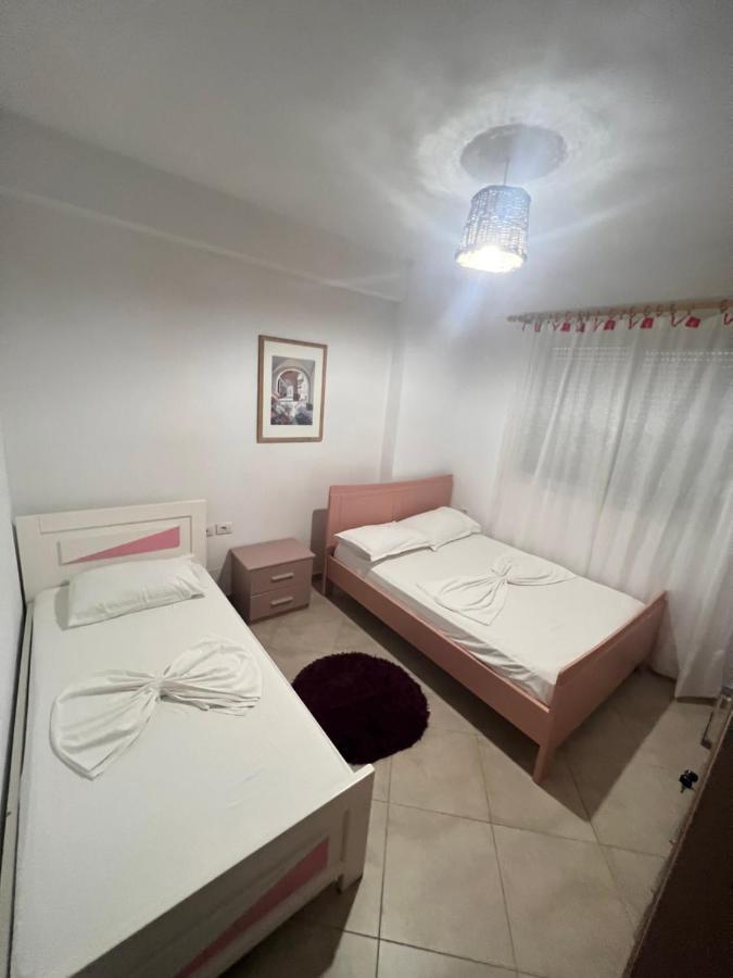 Rock Apartments Sarande Exterior photo